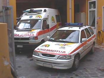 Autoambulanze della Croce Gialla